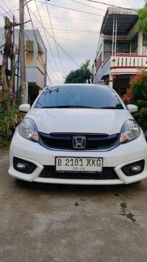 Honda Brio 2018 Bensin lokasi di  , tersedia melalui melalui situs Olx