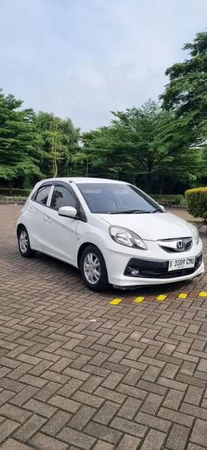 Jual bekas HONDA BRIO E AT 2016,lokasi di Tangerang Kota