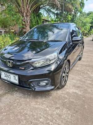 Honda Brio RS 2019 AT lokasi di  , tersedia melalui melalui situs Olx