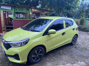Jual bekas Honda Brio Satya 2023 Lime Metalic,lokasi di  