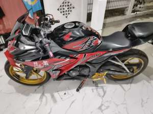 Jual bekas Honda CBR 150 Merah,lokasi di Bekasi Kab.