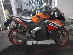 Honda CBR150R THAI lokasi di  , tersedia melalui melalui situs Olx