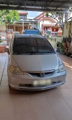 Honda City 2005 lokasi di  , tersedia melalui melalui situs Olx