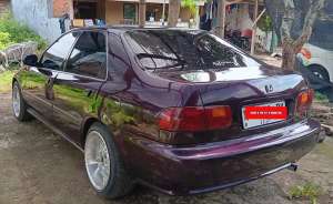 Honda Civic 1994 Bensin lokasi di  , tersedia melalui melalui situs Olx