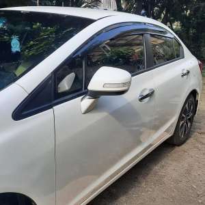Jual bekas Honda Civic 2015 Bensin,lokasi di  
