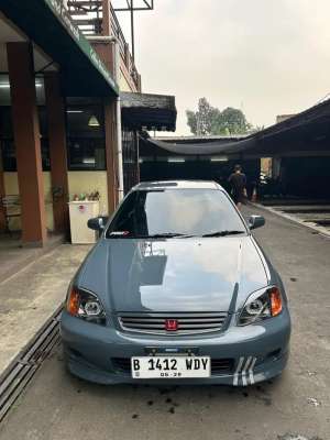 Jual bekas Honda civic ferio tahun 2000,lokasi di  