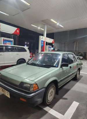 Jual bekas honda civic wonder low km full orisinil,lokasi di Tangerang Selatan Kota