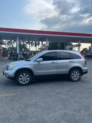 Honda CR-V 2010 Matic lokasi di  , tersedia melalui melalui situs Olx