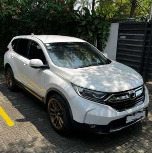 HONDA CRV 2.0 2018 lokasi di  , tersedia melalui melalui situs Olx