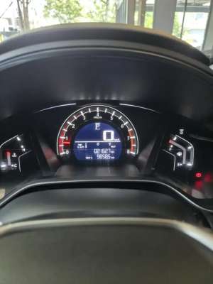 Honda CRV tahun 2019 lokasi di  , tersedia melalui melalui situs Olx