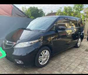 Honda Elysion 2004 Bensin lokasi di  , tersedia melalui melalui situs Olx