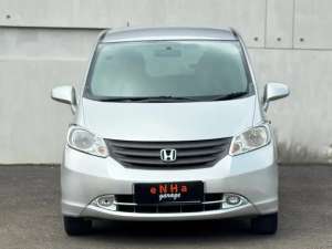 Honda Freed E 1.5 PSD matic 2010 lokasi di  , tersedia melalui melalui situs Olx