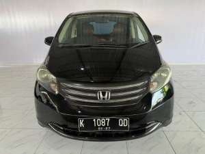 Honda FReed PSD 2009 lokasi di  , tersedia melalui melalui situs Olx