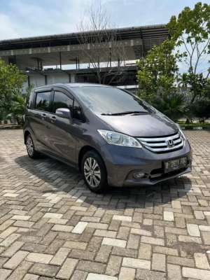 Jual bekas Honda Freed PSD Matic 2016,lokasi di  