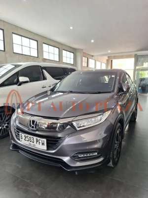 HONDA HR-V SE MATIC 2019 ABU-ABU lokasi di  , tersedia melalui melalui situs Olx