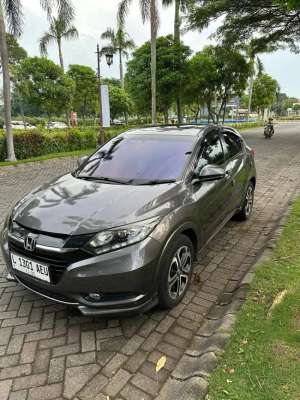 Honda HRV 1.8 Prestige CVT lokasi di  , tersedia melalui melalui situs Olx