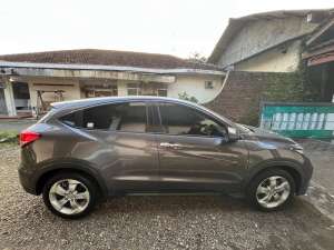 HONDA HRV 2016 E lokasi di  , tersedia melalui melalui situs Olx