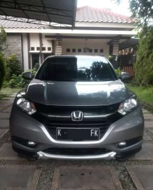 Honda HRV 2017 1.5 E CVT lokasi di  , tersedia melalui melalui situs Olx