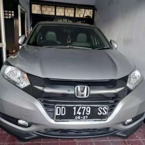 Honda HRV Automatic Manual AT Tahun 2017 lokasi di  , tersedia melalui melalui situs Olx