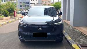 Jual bekas Honda HRV HR-V HR V E 1.5 CVT Sensing AT Hitam 2022 Like New Low KM,lokasi di  