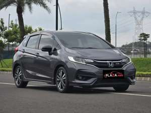 Jual bekas Honda Jazz 2019RS 1.5 AutomaticDp 4 Juta saja mobil irit siap pakai,lokasi di  