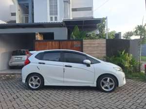 Jual bekas Honda Jazz RS 2016 low KM,lokasi di  