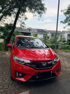 Jual bekas Honda Jazz RS CVT 2015 Pajak Hidup Oct 2026,lokasi di  