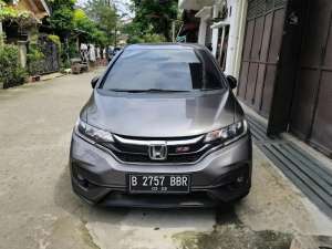 Jual bekas Honda Jazz RS CVT Matic AT Tahun 2019 Abu , 2020,lokasi di  