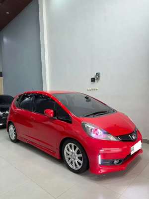 Jual bekas Honda Jazz RS Matic 2013,lokasi di Sleman Kab.