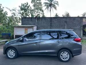 Honda Mobilio 2014 lokasi di  , tersedia melalui melalui situs Olx