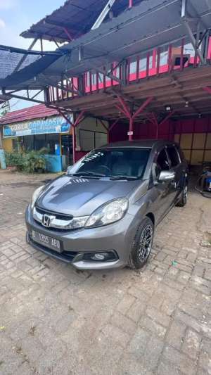 Jual bekas Honda Mobilio E manual 2014 KM rendah,lokasi di  