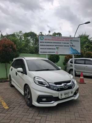 Honda Mobilio RS 2016 lokasi di  , tersedia melalui melalui situs Olx