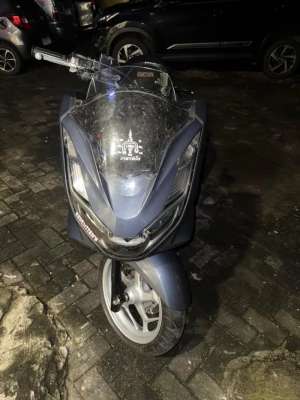 Honda PCX 160 2022 Murah lokasi di  , tersedia melalui melalui situs Olx