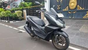 HONDA PCX 160 ABS 2023 GRESS lokasi di  , tersedia melalui melalui situs Olx
