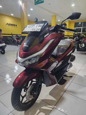 Jual bekas HONDA PCX 160 ABS ROADSYNC 2025,lokasi di Bogor Kab.