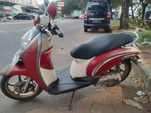 Honda scoopy 2011 lokasi di  , tersedia melalui melalui situs Olx