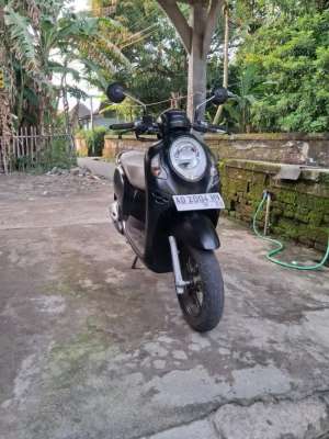 Honda scoopy 2023 lokasi di  , tersedia melalui melalui situs Olx