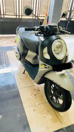 Honda Scoopy 2023 Sporty lokasi di  , tersedia melalui melalui situs Olx