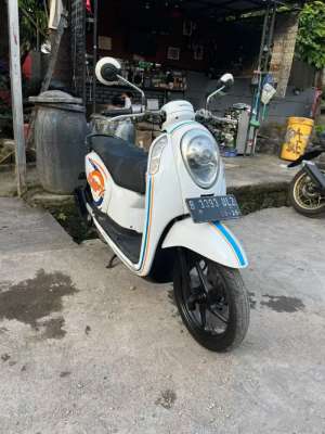 Jual bekas HONDA SCOOPY ESP 2016 PAJAK HIDUP,lokasi di  