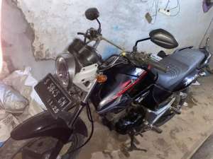 Honda Tiger 2013 lokasi di  , tersedia melalui melalui situs Olx