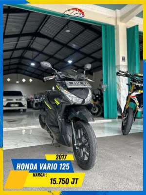 Jual bekas HONDA VARIO 125 2017 BEKAS CIAMIK MASZEHH HIKMAH MOTOR KEPUH MALANG,lokasi di  