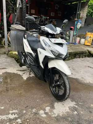 Jual bekas HONDA VARIO 150 LED OLD 2017 PAJAK HIDUP,lokasi di  