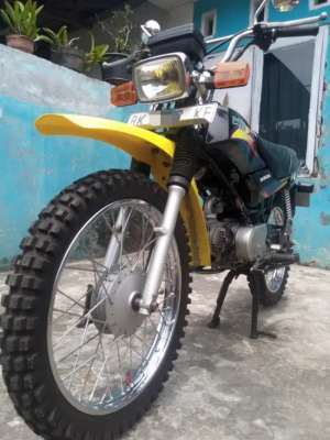 Honda WIN100 tahun 2005 lokasi di  , tersedia melalui melalui situs Olx