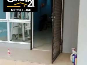 Hunian Nyaman Cluster Yarra JGC cakung Renov Baru, ACKitchen Set lokasi di Jakarta Timur, tersedia melalui melalui situs Olx