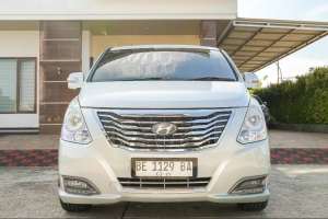 Hyundai H1 2014 Royale Automatic lokasi di  , tersedia melalui melalui situs Olx