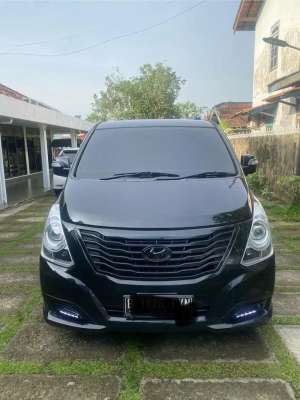 Hyundai h1 royale diesel lokasi di  , tersedia melalui melalui situs Olx