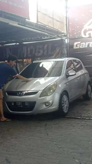 Hyundai i20 sunroof build up lokasi di  , tersedia melalui melalui situs Olx