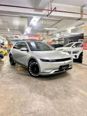 Jual bekas Hyundai Ioniq 5 Signature Long Range 2023 nik 2022 EV Like New,lokasi di  