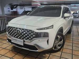 Hyundai Promise 2024 Hyundai Santa Fe 2.2 Signature SUV lokasi di  , tersedia melalui melalui situs Olx