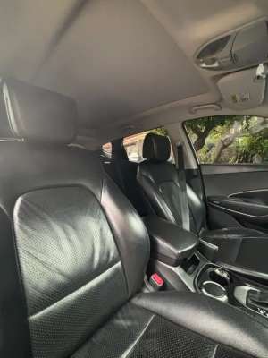 Hyundai Santa Fe 2014 Bensin lokasi di  , tersedia melalui melalui situs Olx